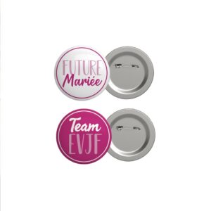 Soyez la team de la mariée la plus stylée avec ces badges colorés ! Parfaits pour une journée riche en émotions et en rires, ils vous permettront de vous démarquer et de créer des souvenirs inoubliables.