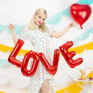 Ballon-Love-rouge-saint-Valentin.