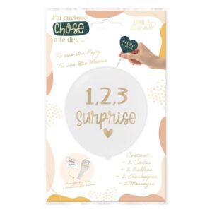 CARTE BALLON ANNONCE "PAPY/MAMIE". Ce ballon surprise Papy / Mamie est une excellente idée d'annonce de la naissance de votre enfant ! Le produit est constitué de 2 ballons gonflables "1, 2, 3 surprise" à motif de coeur doré et d'un éclate ballon "Eclate pour savoir" en forme de coeur turqoise. Il présente 2 enveloppes comportant les messages "Tu vas être Papy" et "Tu vas être Mamie". Les cartes d'annonces sont à glisser dans le ballon, une fois gonflé, vous pouvez les percer avec les éclates ballons associés.
