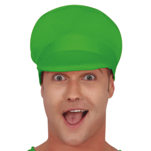 Déguisement de Plombier vert adulte comprenant un t-shirt vert, une salopette bleue et un chapeau vert avec le logo L, idéal pour les fêtes costumées, le Carnaval, Halloween, les anniversaires sur le thème des jeux vidéo, les conventions ou les soirées entre amis