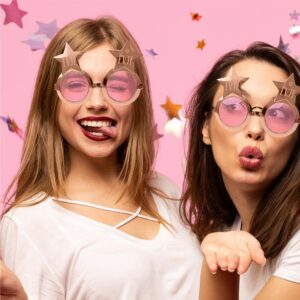 Soyez la star de la soirée avec ces lunettes étoiles ! Elles ajouteront une touche de folie et de glamour à votre enterrement de vie de jeune fille. Parfaites pour prendre des photos mémorables et créer des souvenirs inoubliables.