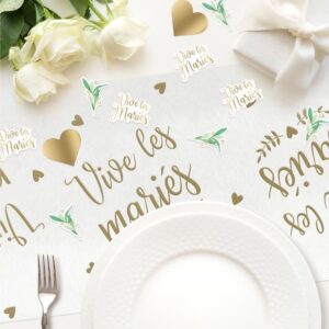 chemin de table blanc mesure 4 m et arbore un motif de petits cœurs dorés avec la mention -Vive les Mariés