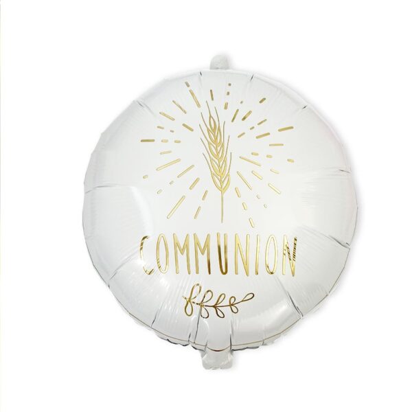 BALLON METALLIQUE COMMUNION. Ce ballon métallique coeur blanc à motifs dorés est idéal pour décorer votre salle de communion de façon originale. Idéal pour une déco originale, ce ballon métallique rond au coloris blanc effet métallisé est idéal pour créer une ambiance unique. De plus ses motifs dorés et sa mention "Communion" sont la touche design qui fera l'unanimité !
