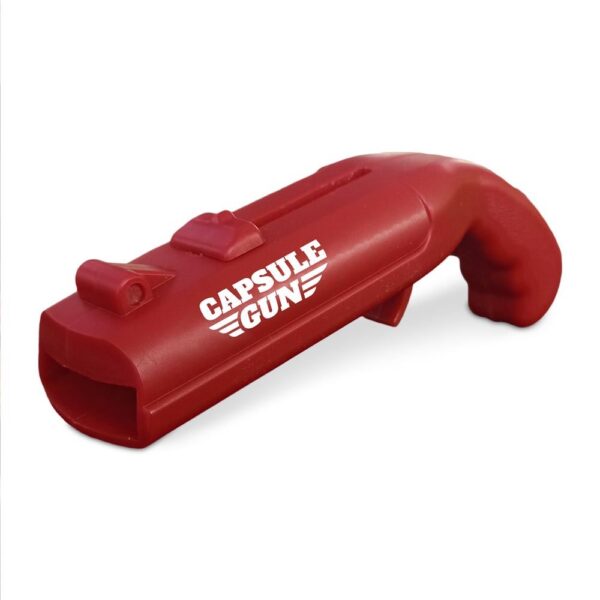 Envie de pimenter vos soirées ? Le Capsule Gun est l’accessoire déjanté et original qu’il vous faut ! Non seulement c’est un décapsuleur malin, mais c’est aussi un jeu de tir où il faut viser juste pour déclencher le fun ! Montrez vos compétences de tireur de précision et réclamez votre victoire avec chaque capsule tirée ! 😎