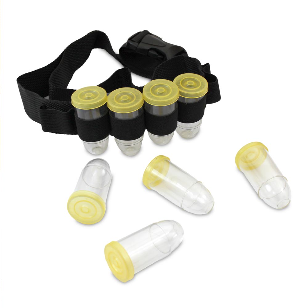 Cette ceinture à verres à shot vous permettront de ne jamais être à court de verres pour vous amuser lors de toutes vos fêtes. Son design en cartouchière fera de vous la star de la soirée !Cette ceinture sera une alliée indispensable de tout bon fêtard ! Gardez vos verres en forme de balles à capuchon à portée de main avec cette ceinture d'un genre tout à fait unique. Elle est vendue avec 8 verres à shot pour ne jamais se retrouver à sec !Voici une idée cadeau spécial apéro pour un anniversaire, une fête ou tout évènement à marquer d'une pierre blanche ! Ambiance garantie avec cet accessoire de déguisement festif. Caractéristiques des ceinture en verres à shotIdéal pour garder son verre à portée de main Accessoire apéritif humoristique Ceinture en cartouchière 8 verres en forme de balle à capuchon S’adapte à la majorité des tailles