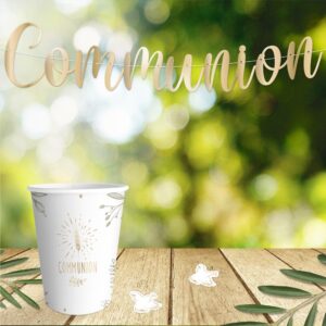 GUIRLANDE LETTRES "COMMUNION", Cette guirlande avec fil" Communion"est idéale pour célébrer une Communion. Dotée d’un design festif et joyeux, cette guirlande dorée ne manquera pas d'impressionner vos invités. D’une longueur totale de 2 mètres, cette guirlande forme le mot "Communion" et est soutenue par un fil liant les lettres. Adaptée aussi bien à une fête en intérieur qu’en extérieur, cette guirlande est équipée d’un fil qui facilite son installation et favorise sa tenue.
