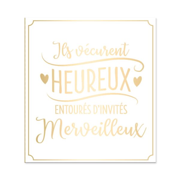 LIVRE D’OR MARIAGE. Avec des notes personnelles, d’autres plus officielles, entre humour et émotion, ce livre d’or sera le meilleur témoin de votre mariage. Avec l’inscription « ils vécurent heureux entourés d’invités merveilleux », Couleur blanc. Effet doré. 30 pages.