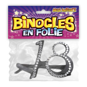 Ces lunettes strass anniversaire 18 ans sont un accessoire fun idéal lors d’une fête d’anniversaire.Ces lunettes anniversaire en forme de 18 sont une idée cadeau qui ravira la star du jour. Effet festif garanti !Bénéficiant d’un design original et fun, ces lunettes d’anniversaire 18 ans feront sensation grâce aux strass effet diamant qui ornent la monture de couleur noire