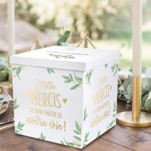 URNE DE MARIAGE. Que ce soit pour y mettre des petits mots de félicitation ou y glisser quelques billets, cette urne blanche aux effets dorés sera votre meilleur allier pour y collecter les enveloppes de vos invités. Avec l inscription « mille mercis de faire partie de notre vie ! ». De couleur blanche. Effet doré. L. 26 cm / H. 29,5 cm.
