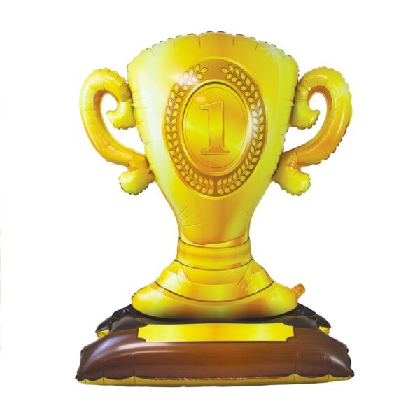 BALLON TOTEM TROPHEE. Pour une fête gonflée à bloc, nous vous proposons ce ballon totem en forme d'un trophée doré. Haut de 110 cm, sa forme d'un trophée doré avec le chiffre 1 comblera vos invités et sublimera votre déco lors d'une fête ou d'un anniversaire. Très simple à gonfler (à l'air seulement), ce ballon totem bénéficie d'une longue tenue au gonflage (+ de 48h) et une paille est incluse. Finie la corvée des nœuds !