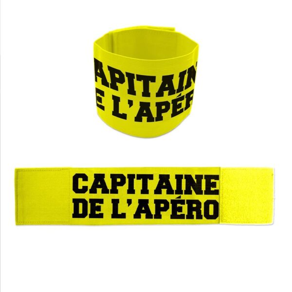 Le brassard "Capitaine de l’Apéro" est LA touche d’humour qui pimentera vos soirées. Qui mieux que vous pour mener les festivités et veiller à ce que tout le monde passe un moment inoubliable ? En jaune fluo avec un marquage noir bien visible, il garantit une autorité festive indiscutable ! Pratique, il s’ajuste facilement grâce à son scratch, s’adaptant à tous les bras et toutes les situations.