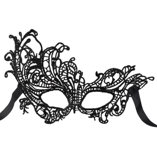 Confort et raffinement en toute légèreté ! Grâce à sa dentelle ajourée et ses rubans satinés, ce masque est agréable à porter tout au long de la soirée, sans gêner votre vision ni votre confort.