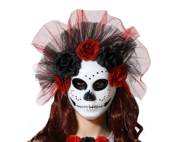 Mélange de macabre et de mysticisme ! Ce masque de squelette décoré de fleurs est un parfait compromis entre l’effrayant et l’esthétique. Il combine l’imagerie classique d’un crâne avec des détails floraux colorés, créant ainsi un look saisissant et mystérieux. Que vous soyez à la recherche d'un accessoire pour un déguisement d'Halloween, d'un bal masqué ou d'une soirée à thème, ce masque apportera la touche finale qui fera toute la différence.