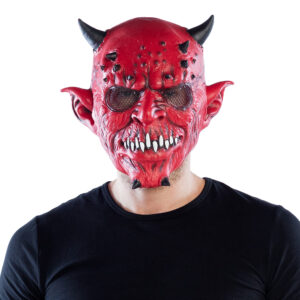 Osez plonger dans l'univers terrifiant des ténèbres avec notre masque tête latex Creepy Devil. Si vous cherchez un costume à faire frissonner vos amis ou à terrifier vos invités lors de votre prochaine fête d’Halloween, ce masque est fait pour vous. Préparez-vous à incarner le diable sous toutes ses formes, avec une touche diaboliquement réaliste !