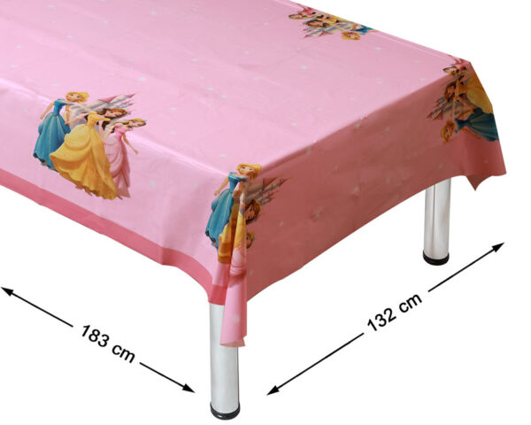 Transformez votre table en un palais féérique avec la nappe Princesse 183 x 132 cm ! Idéale pour un anniversaire ou une fête enchantée, elle apporte une touche magique avec ses motifs de princesses et son joli fond rose. Résistante et facile à nettoyer, elle protège votre table tout en créant une ambiance digne d’un conte de fées. Associez-la à des assiettes et ballons assortis pour une déco 100% royale ! 👑✨