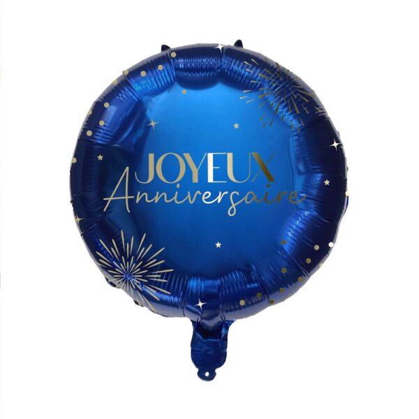 Ce ballon "Joyeux Anniversaire" version bleu métallique, c’est la touche fun et tendance qui fait briller toutes les fêtes. À suspendre, accrocher ou laisser flotter (avec hélium), il s’intègre dans toutes les ambiances, du goûter d’enfant à la soirée entre amis.