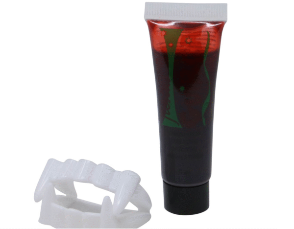 Transformez votre sourire en une arme terrifiante avec ces dents de vampire réalistes accompagnées de faux sang. Parfait pour compléter votre déguisement de vampire, ces accessoires ajoutent une touche de réalisme macabre et de sanglant à votre transformation, garantissant un effet saisissant à chaque sourire !
