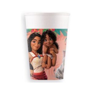 Complétez votre décoration de fête Vaiana avec nos 8 Gobelets Vaiana de 200 ml ! Idéaux pour servir les jus de fruits, les sodas ou toute autre boisson lors de votre célébration, ces gobelets colorés sont un incontournable pour les jeunes fans du film Disney. Chaque gobelet met en scène l'héroïne Vaiana et ses compagnons de voyage, Pua le cochon et Heihei le coq, entourés de motifs tropicaux, créant une ambiance joyeuse et immersive.