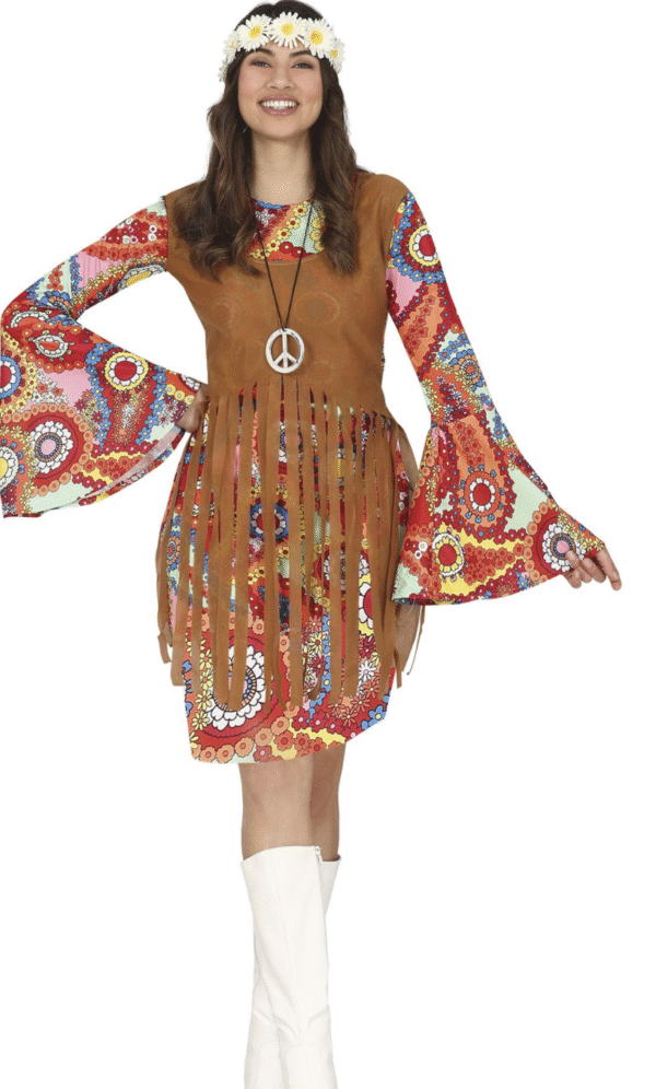 Voyagez dans le temps et incarnez l'esprit libre des années 60 et 70 avec notre Déguisement Robe Hippie. Parfait pour les soirées à thème, le carnaval ou toute occasion festive, cette robe fluide et colorée vous assure un look bohème authentique et un confort optimal pour danser toute la nuit.