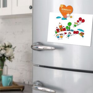 Faites fondre le cœur de toutes les nounous avec notre magnet "Nounou d'Amour". Cet objet décoratif et affectif par excellence, en forme de cœur orange orné de fleurs et d'une mention dorée "Nounou d'Amour", est le cadeau idéal pour exprimer votre gratitude et égayer son quotidien.