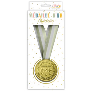 Remerciez votre ATSEM préférée pour son incroyable travail et son dévouement tout au long de l'année scolaire avec notre Médaille d'Or "Super ATSEM". Ce cadeau original et plein d'humour est la façon idéale de lui témoigner votre gratitude et de lui garantir un grand sourire.