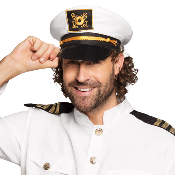 Affirmez votre autorité maritime avec notre Casquette de Capitaine Marin ! Un accessoire emblématique pour vos déguisements ou vos événements sur le thème de la mer.