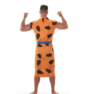 Prêt à chasser le mammouth ou à faire du feu avec des pierres ? Notre Déguisement Homme des Cavernes est l'ensemble parfait pour une transformation réussie ! Ce costume vous transportera directement à l'âge de pierre avec ses éléments caractéristiques : Une tunique orange à taches noires, coupée de manière irrégulière pour un aspect sauvage et primitif. Une ceinture bleue pour compléter le look et apporter un contraste coloré.