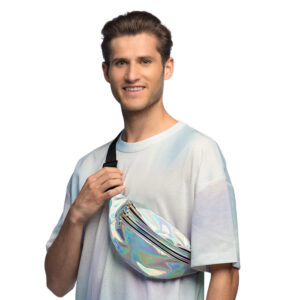 Optez pour le style et la praticité avec notre Sac Banane Argent Holographique ! Un accessoire branché, spacieux et idéal pour briller en toutes circonstances.