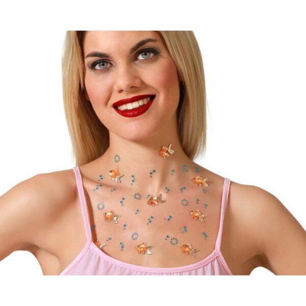 Illuminez votre peau avec nos Strass Adhésifs Poissons ! Faciles à poser, ils sont parfaits pour un look original et étincelant, idéal pour les fêtes et événements.