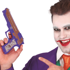 Pour un look de super-vilain qui ne passera pas inaperçu, ce pistolet en plastique est l'accessoire qu'il vous faut.