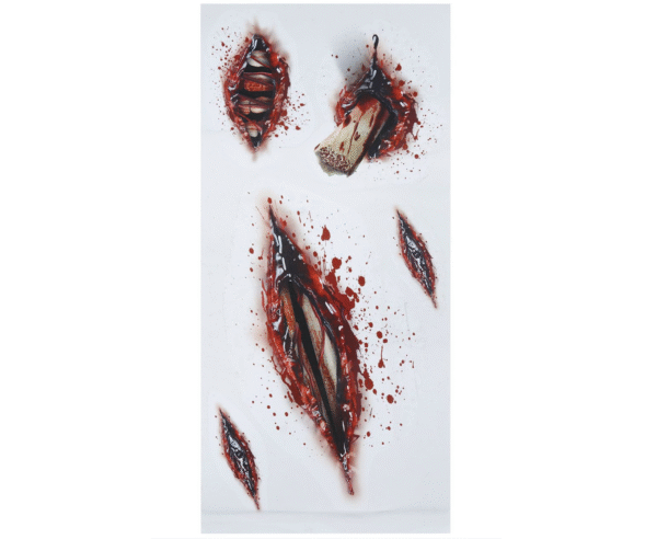 Pour un look d'Halloween qui fera frissonner d'effroi, ces tatouages adhésifs de blessures ouvertes sont l'accessoire qu'il vous faut