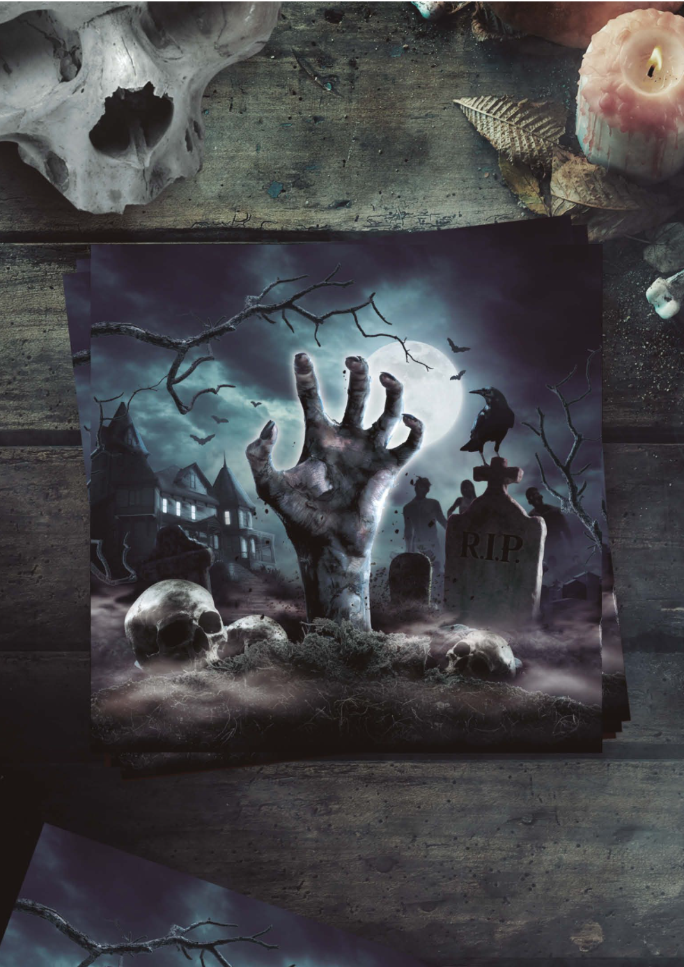 Ajoutez la touche finale à votre table d'outre-tombe ! Ces serviettes, avec leur image terrifiante, sont parfaites pour essuyer les doigts après avoir dégusté des friandises d'Halloween.