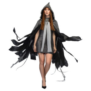 Cette cape Gloom est l'accessoire idéal pour transformer n'importe quelle tenue de base en un costume complet. Elle peut être portée sur une robe simple comme sur la photo ou sur des vêtements plus couvrants pour un effet plus sombre et dissimulé. Son style unique en fait un choix mémorable pour Halloween.