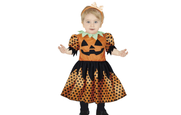 Préparez votre enfant pour la chasse aux bonbons avec ce déguisement de robe citrouille plein de gaieté. Le tissu léger et les couleurs vives sont parfaits pour les festivités. La combinaison de la base orange à pois noirs et du tablier noir dentelé crée un effet de volume et de texture.