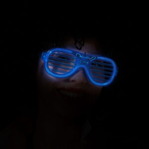 Lunettes Bleues Lumineuses : Le Look "Flashy" de la Fête