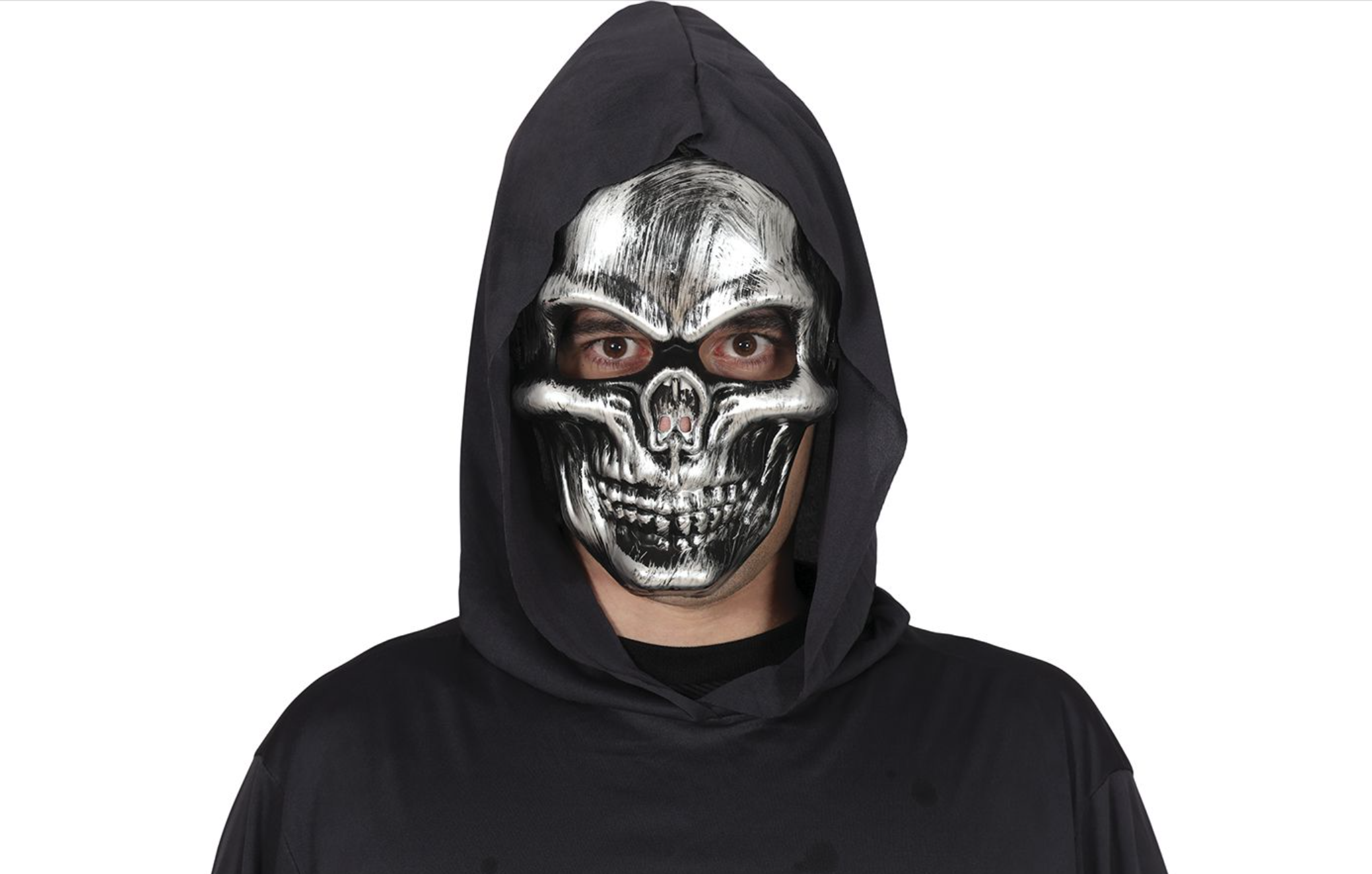 Masque facial en plastique rigide de couleur argent métallique, représentant un crâne squelettique, avec de larges ouvertures pour les yeux.