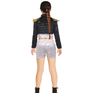 Devenez une icône avec le Déguisement de Pop Star ! Ensemble complet avec veste à sequins, top, short holographique et ceinture. Le costume idéal pour briller en soirée.