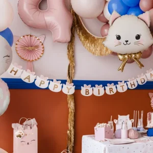 Ajoutez une touche de chic et de mignonnerie avec notre Ballon Tête de Chat géant de 61 cm ! Un design adorable avec nœud papillon doré intégré, parfait pour les anniversaires d'enfants, baby showers et fêtes félines. Haute qualité aluminium pour une longue tenue.