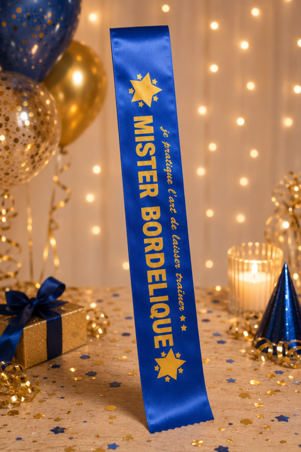 Offrez le cadeau humoristique parfait avec notre écharpe Mister Bordélique bleu et or pour adulte ! Une impression de qualité réalisée par nos équipes, idéale pour un EVG ou un anniversaire.