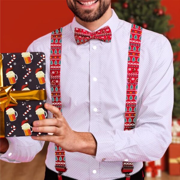 Bretelles et nœud papillon Moche de Noël, plusieurs motifs festifs disponibles. Accessoire humoristique pour Noël. Choix du modèle uniquement en magasin.